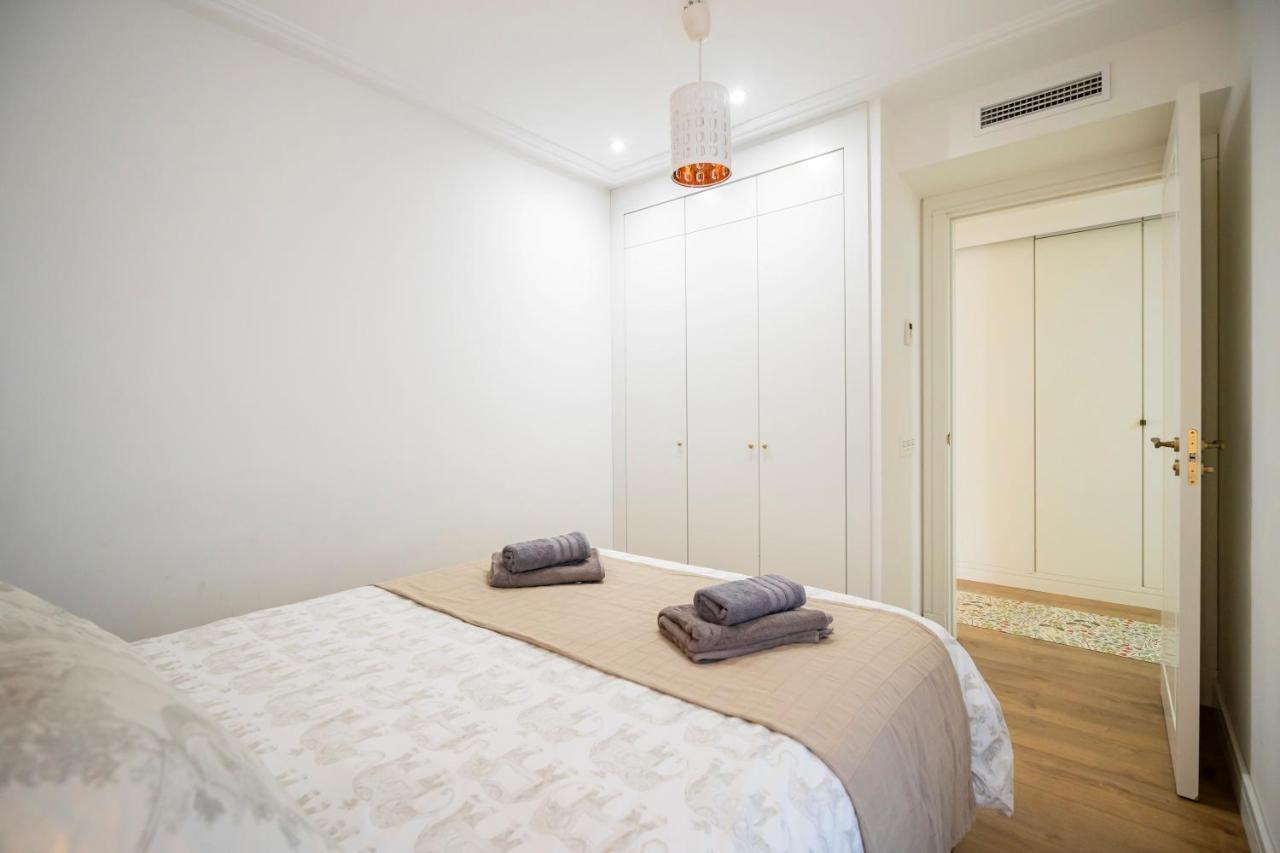 For You Rentals Brand New Apartment At Madrid City Center Wifi Ato55 Exterior photo